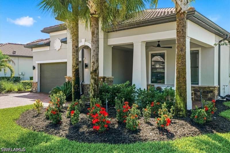 4 bedroom SingleFamilyResidence at 9831 Everglades Dr, Greyhawk At Golf Club Of The Everglades, Naples — photo 3