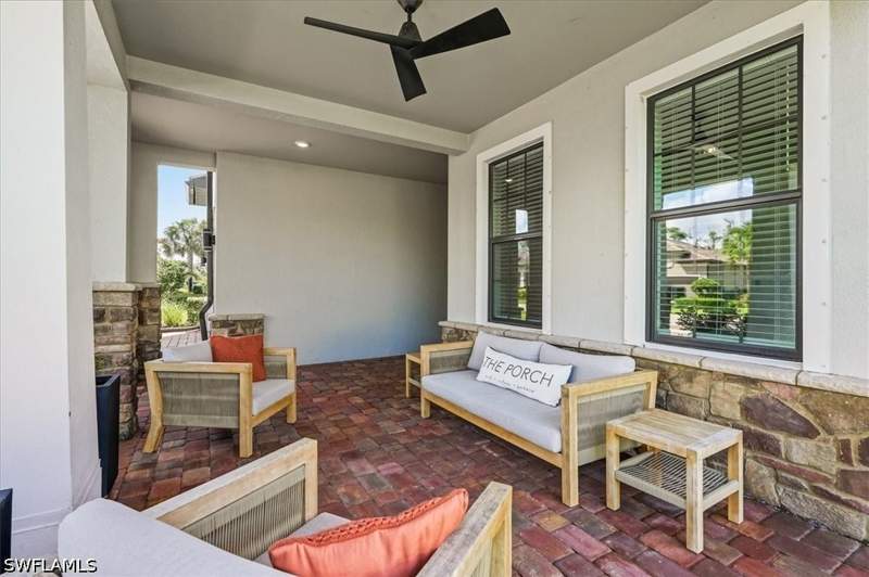 4 bedroom SingleFamilyResidence at 9831 Everglades Dr, Greyhawk At Golf Club Of The Everglades, Naples — photo 4