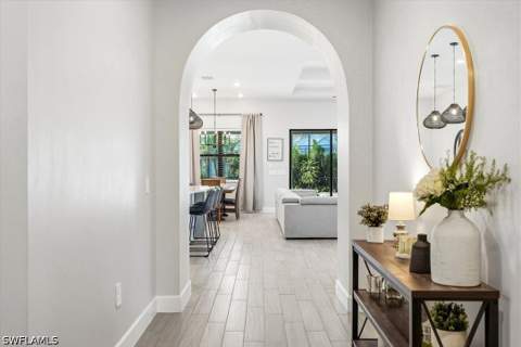 9831 Everglades Dr, Naples FL - photo 6 of 41