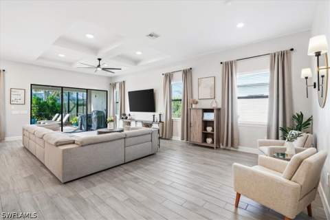 9831 Everglades Dr, Naples FL - photo 7 of 41