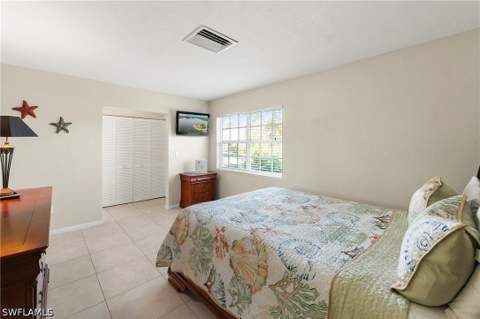 1346 Jamaica Rd, Marco Island FL - photo 15 of 38