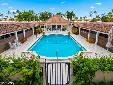2600 Gulf Shore Blvd N 42, Naples FL - photo 22 of 27