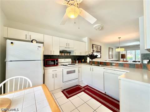1766 Reuven Cir 3, Naples FL - photo 6 of 50