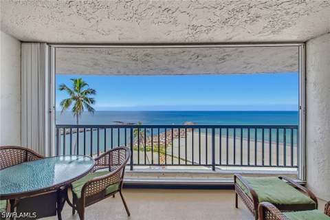 2348 Gulf Shore Blvd N 506, Naples FL - photo 12 of 43