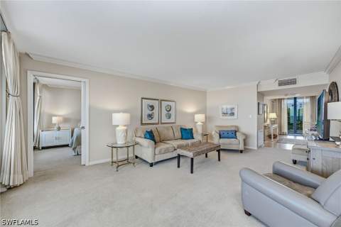 2348 Gulf Shore Blvd N 506, Naples FL - photo 14 of 43