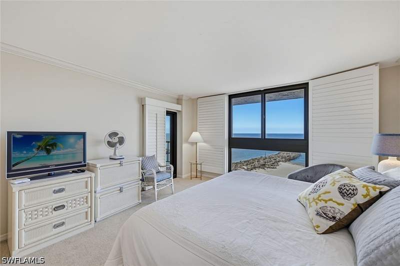 3 bedroom Condominium at 2348 Gulf Shore Blvd N 506, Admiralty Point, Naples — photo 4