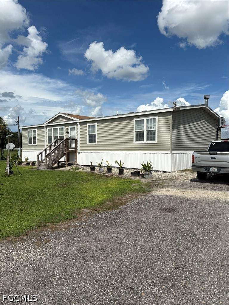 3 bedroom SingleFamilyResidence at 455 N Datil St, Montura Ranch Estates, Clewiston — photo 3