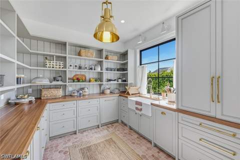 839 Chestnut Ct, Marco Island FL - photo 18 of 50