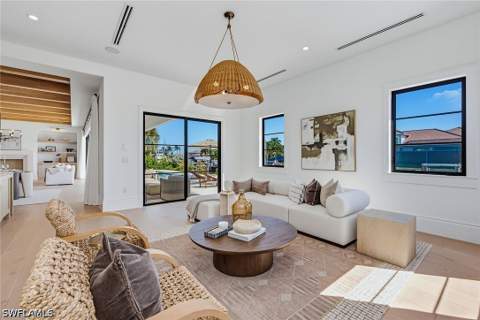 839 Chestnut Ct, Marco Island FL - photo 9 of 50