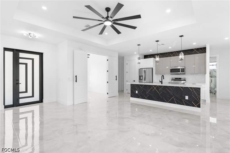 4 bedroom SingleFamilyResidence at 641 Camilla St E, Lehigh Acres, Lehigh Acres — photo 3