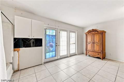 1140 Golden Gate Blvd W, Naples FL - photo 14 of 32