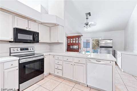 1140 Golden Gate Blvd W, Naples FL - photo 16 of 32