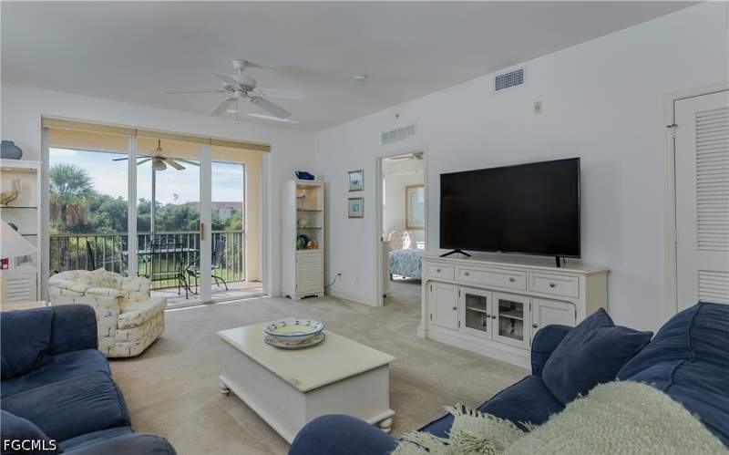 2 bedroom Condominium at 4017 Palm Tree Blvd 305, Clubhouse Villas, Cape Coral — photo 4