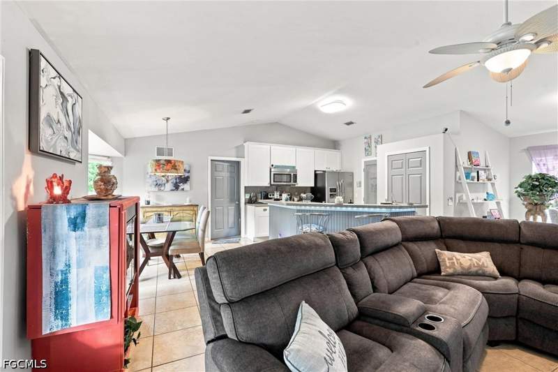 3 bedroom SingleFamilyResidence at 2703 E 8th St, Lehigh Acres, Lehigh Acres — photo 5