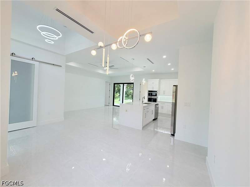 4 bedroom SingleFamilyResidence at 1919 Robert Ave, Lehigh Acres, Lehigh Acres — photo 4