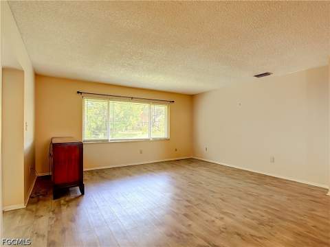 842 Pangola Dr, North Fort Myers FL - photo 14 of 50