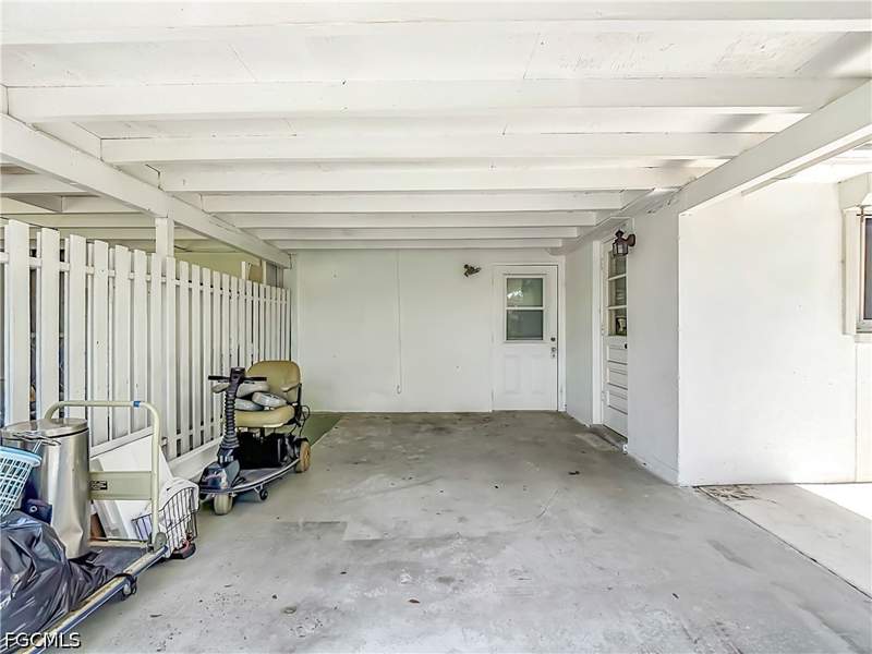 2 bedroom Attached at 842 Pangola Dr, Tropic Terrace Gardens Condo, North Fort Myers — photo 5
