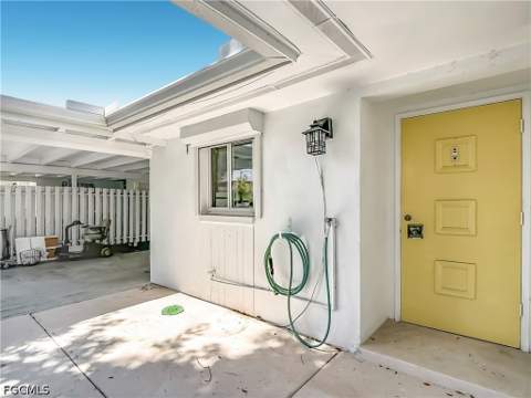 842 Pangola Dr, North Fort Myers FL - photo 9 of 50