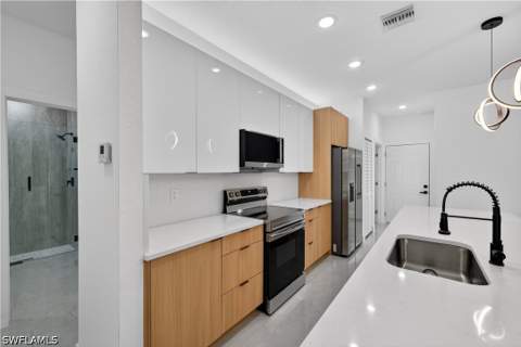 820 Dudley Ave S, Lehigh Acres FL - photo 11 of 32