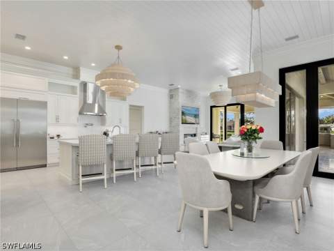 6536 Highcroft Dr, Naples FL - photo 10 of 43