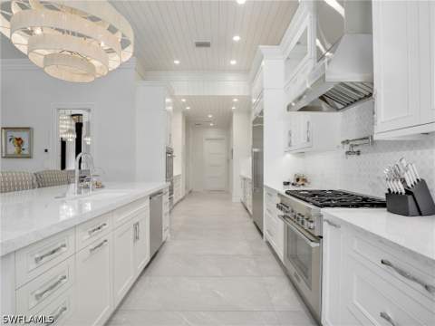 6536 Highcroft Dr, Naples FL - photo 11 of 43
