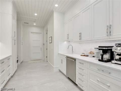 6536 Highcroft Dr, Naples FL - photo 13 of 43