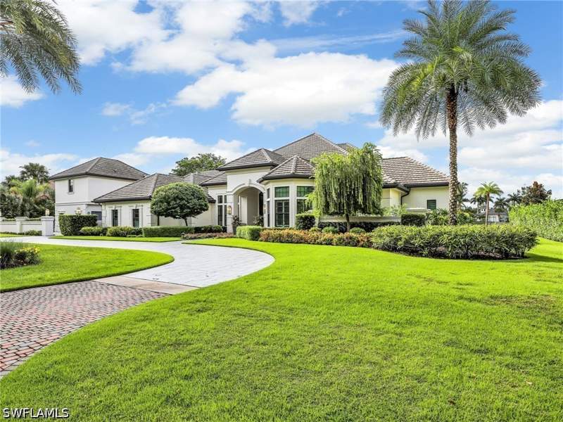6 bedroom SingleFamilyResidence at 6536 Highcroft Dr, Quail West, Naples — photo 5