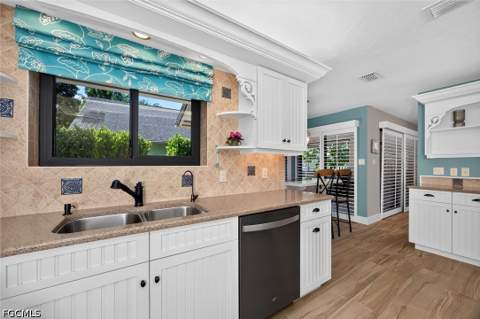 12543 Barrington Ct, Fort Myers FL - photo 18 of 50