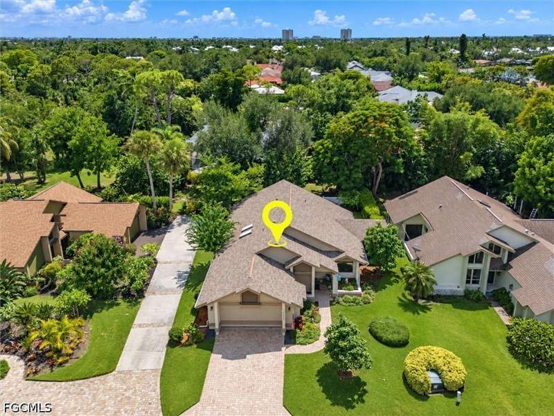 3 bedroom SingleFamilyResidence at 12543 Barrington Ct, McGregor Woods, Fort Myers — photo 3