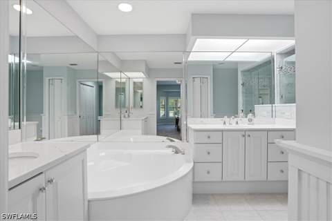 5735 Grande Reserve Way 402, Naples FL - photo 19 of 38