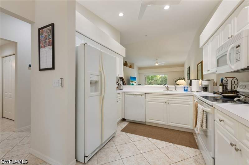 2 bedroom Condominium at 26190 Clarkston Dr 203, St Andrews Verandas, Bonita Springs — photo 4
