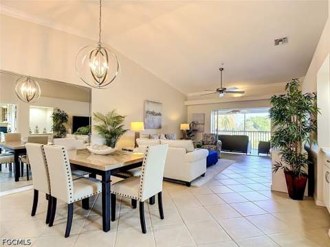10508 Washingtonia Palm Way 4526, Fort Myers FL - photo 8 of 34