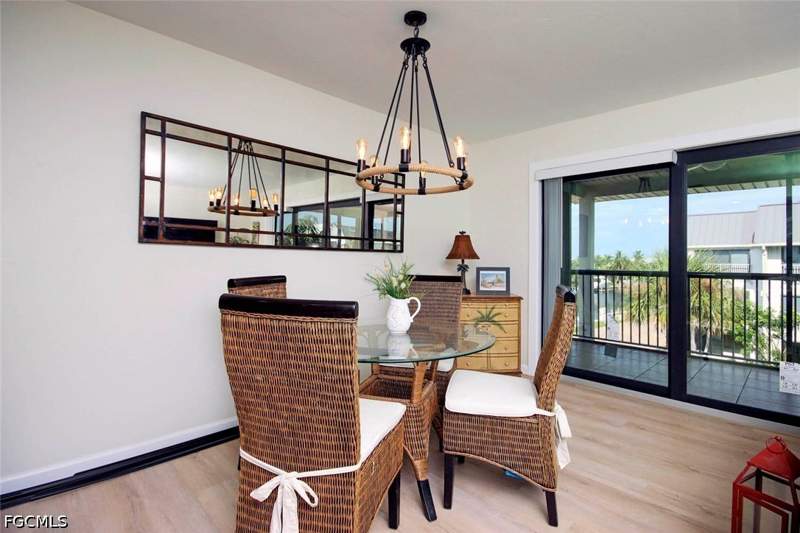2 bedroom Condominium at 760 Sextant Dr 733, Mariner Pointe Condo, Sanibel — photo 5