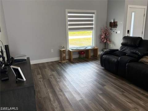 1006 Capetown Ave, Lehigh Acres FL - photo 9 of 50