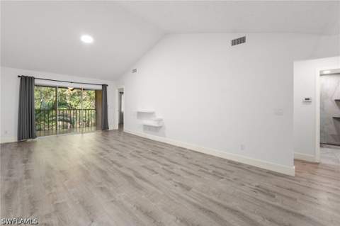 3451 County Barn Rd 203, Naples FL - photo 10 of 29