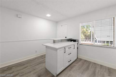 3451 County Barn Rd 203, Naples FL - photo 17 of 29