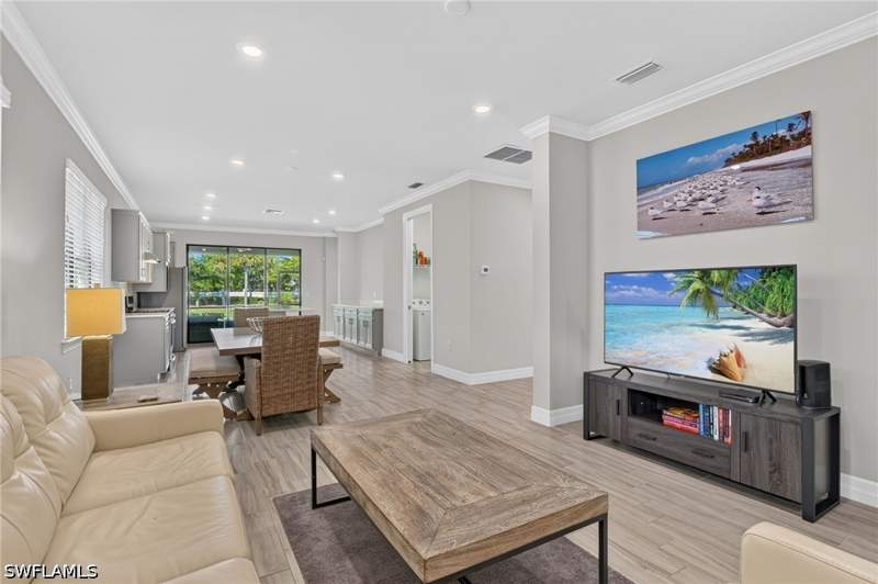 2 bedroom SingleFamilyResidence at 7237 Wilton Dr, Avery Square, Naples — photo 4