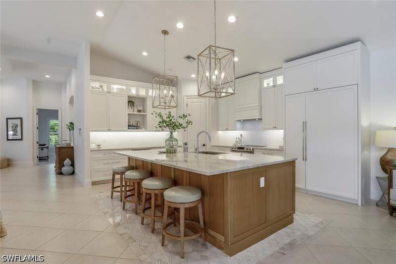 3 bedroom SingleFamilyResidence at 3137 Terramar Dr, Terramar, Naples — photo 4