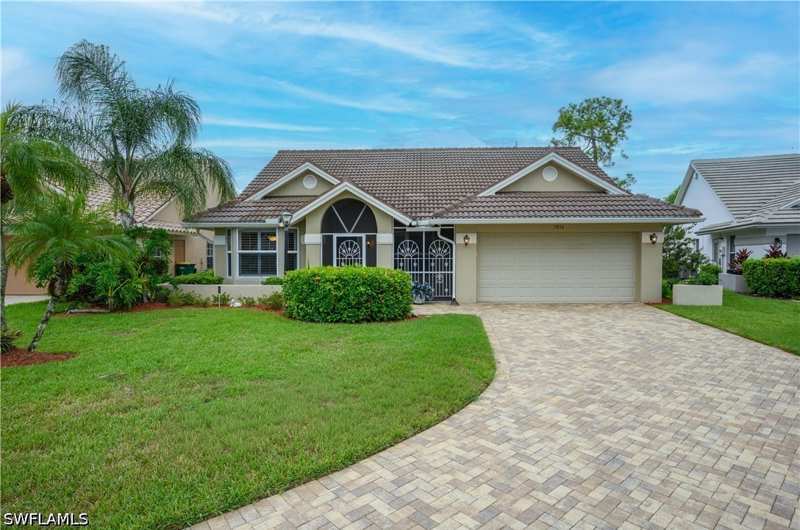 3 bedroom SingleFamilyResidence at 5854 Westbourgh Ct, Royal Wood, Naples — photo 1
