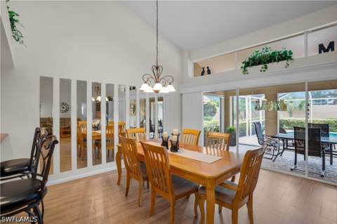 5854 Westbourgh Ct, Naples FL - photo 10 of 39