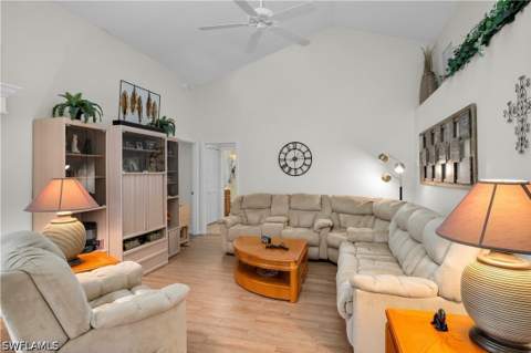 5854 Westbourgh Ct, Naples FL - photo 12 of 39