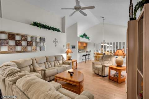 5854 Westbourgh Ct, Naples FL - photo 13 of 39