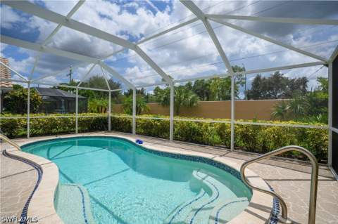 5854 Westbourgh Ct, Naples FL - photo 15 of 39