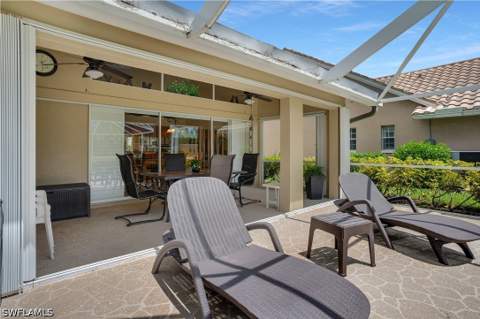5854 Westbourgh Ct, Naples FL - photo 16 of 39