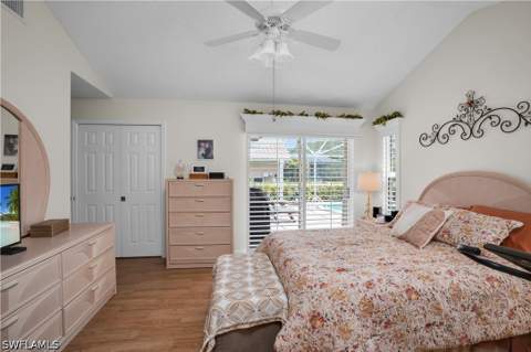 5854 Westbourgh Ct, Naples FL - photo 22 of 39