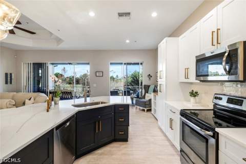13034 Pennington Pl 202, Fort Myers FL - photo 21 of 37