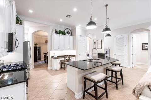3971 Otter Bend Cir, Fort Myers FL - photo 13 of 45