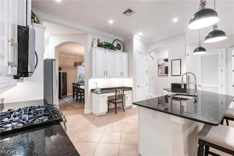 3971 Otter Bend Cir, Fort Myers FL - photo 17 of 45