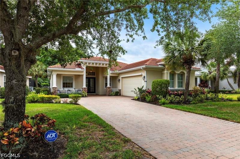 3 bedroom SingleFamilyResidence at 3971 Otter Bend Cir, Otter Bend, Fort Myers — photo 2