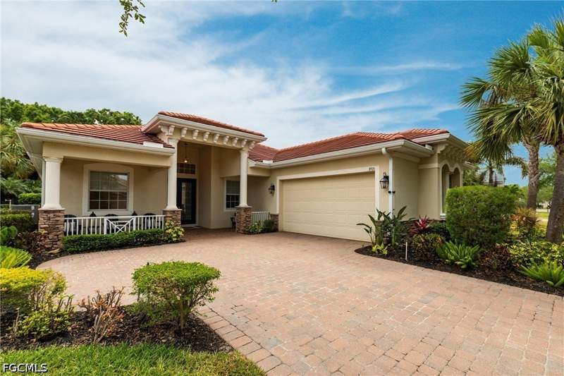 3 bedroom SingleFamilyResidence at 3971 Otter Bend Cir, Otter Bend, Fort Myers — photo 3